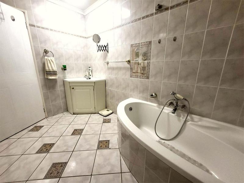 4 Bedroom Property for Sale in Port Owen Western Cape
